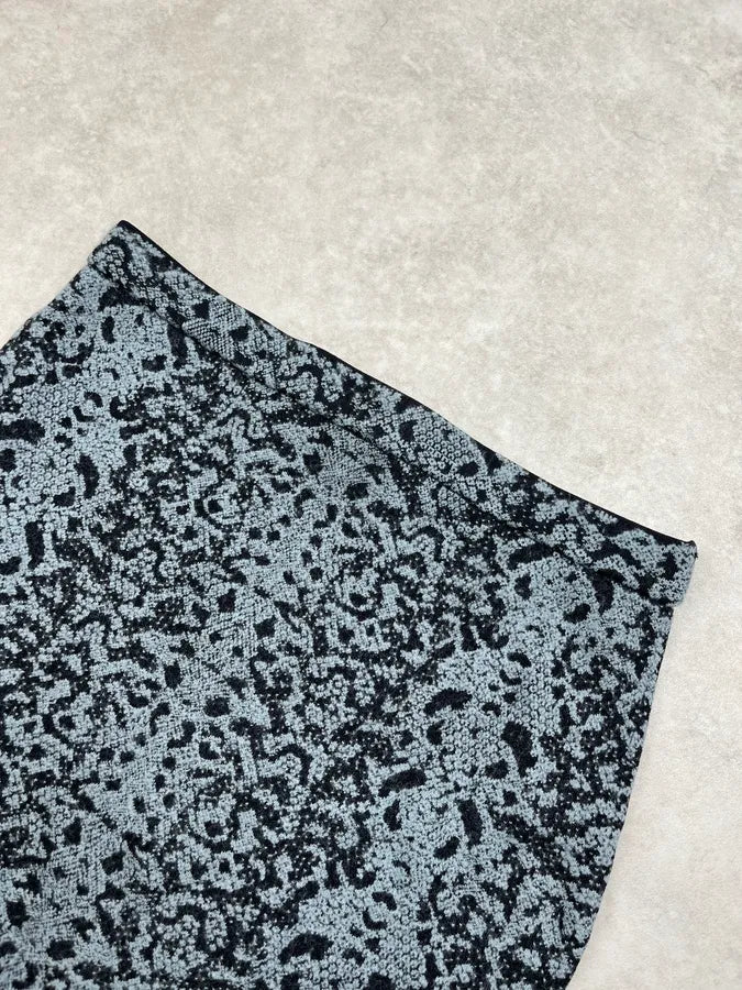 2010s Gucci Python Print Grey Wool Skirt by Frida Giannini IiUqDBe 4