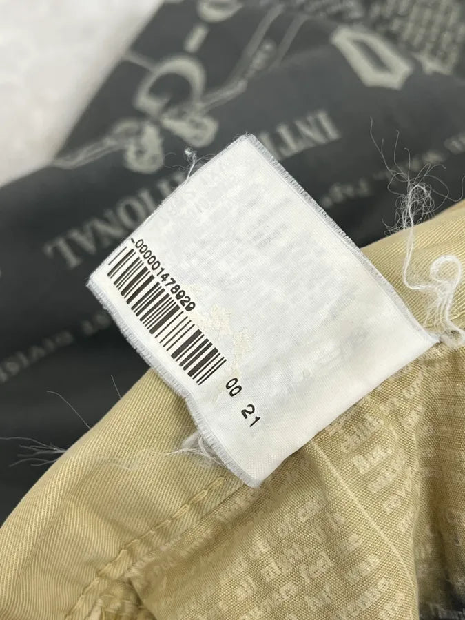 2010s John Galliano Black & Yellow Newspapers Magazine Shorts xaDtPSK 9