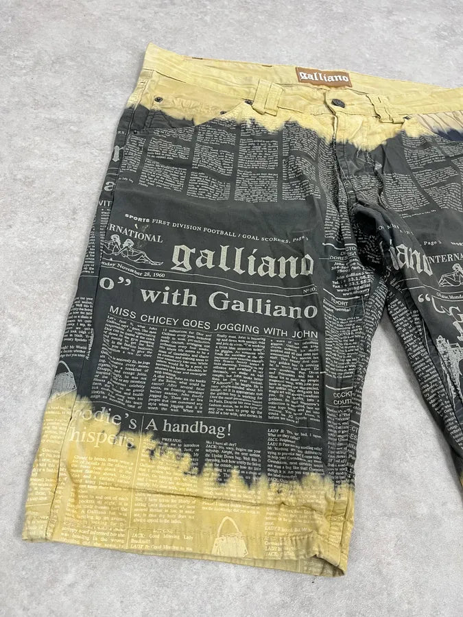 2010s John Galliano Black & Yellow Newspapers Magazine Shorts xaDtPSK 5
