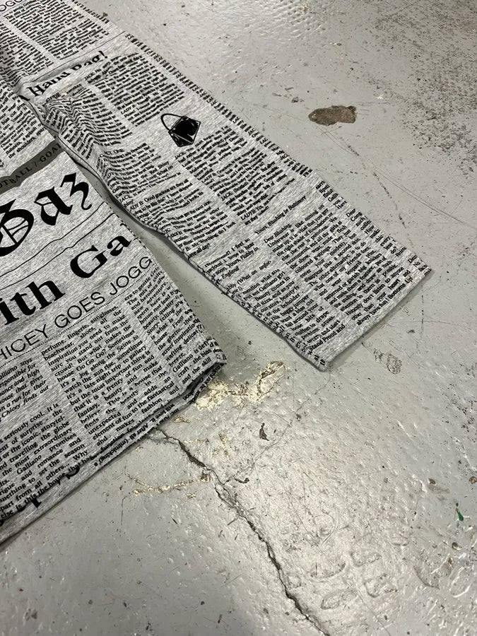 2010s John Galliano Newspaper Gazette Grey Longsleeve T-shirt bYWPLwo 6