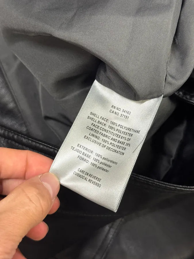 2010s Levi’s Trucker Black Faux Leather Jacket MYxmmvA 8