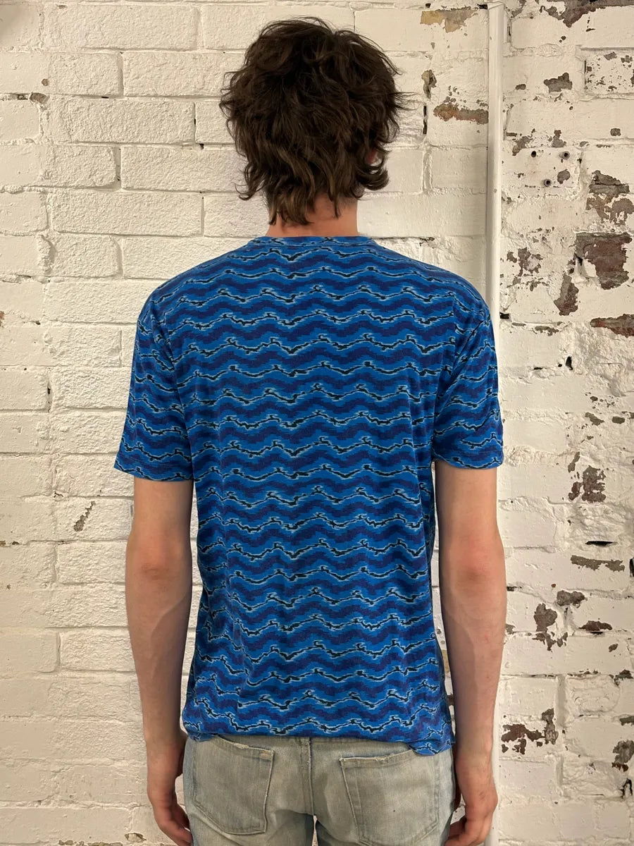 2010s Marc Jacobs Blue Wave Striped T-Shirt ABlNifv 1