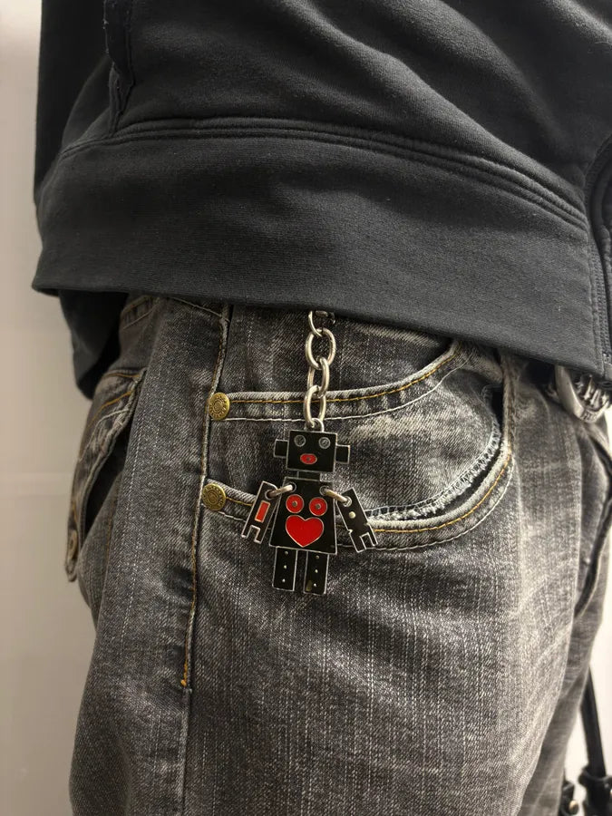AW2004 Prada Black & Red Robot Key Chain uIIiiph 1