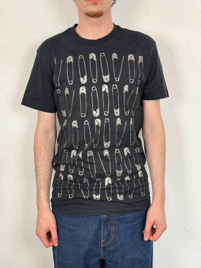 SS2017 Dsquared2 Black Safety Pin Print T-Shirt czJXmUN 1