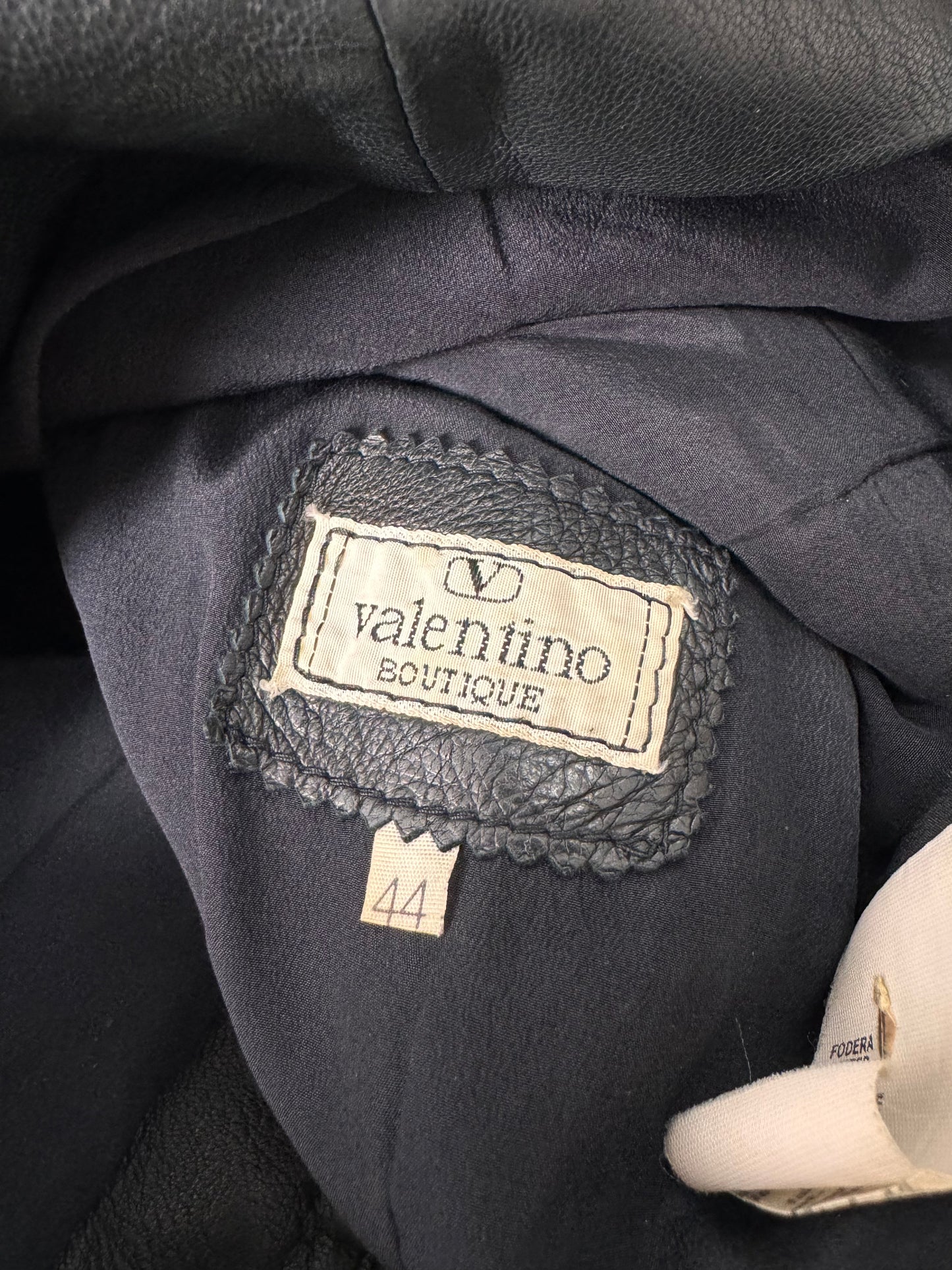 1980 年代 Valentino 节日芙蓉串珠皮夹克 (XS)