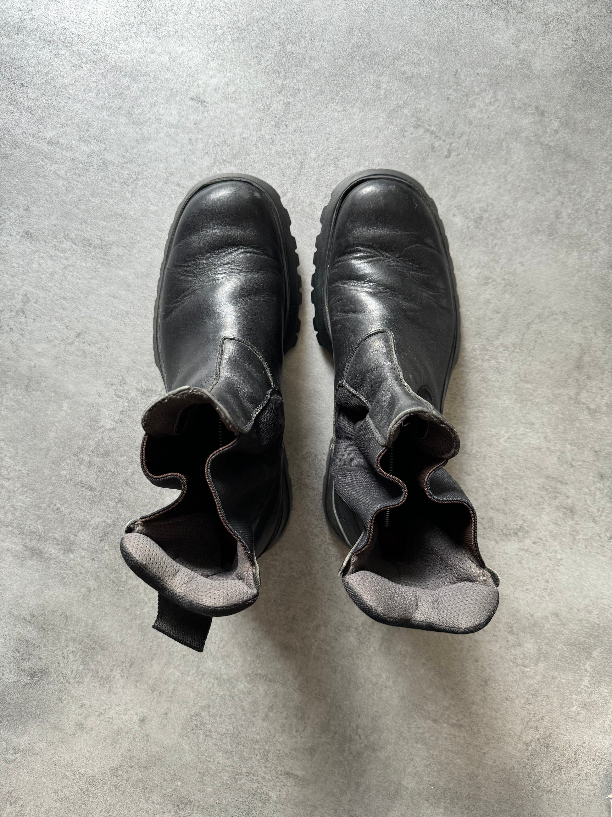 2000s Prada Vibram Black Leather Boots (44,5) - 4