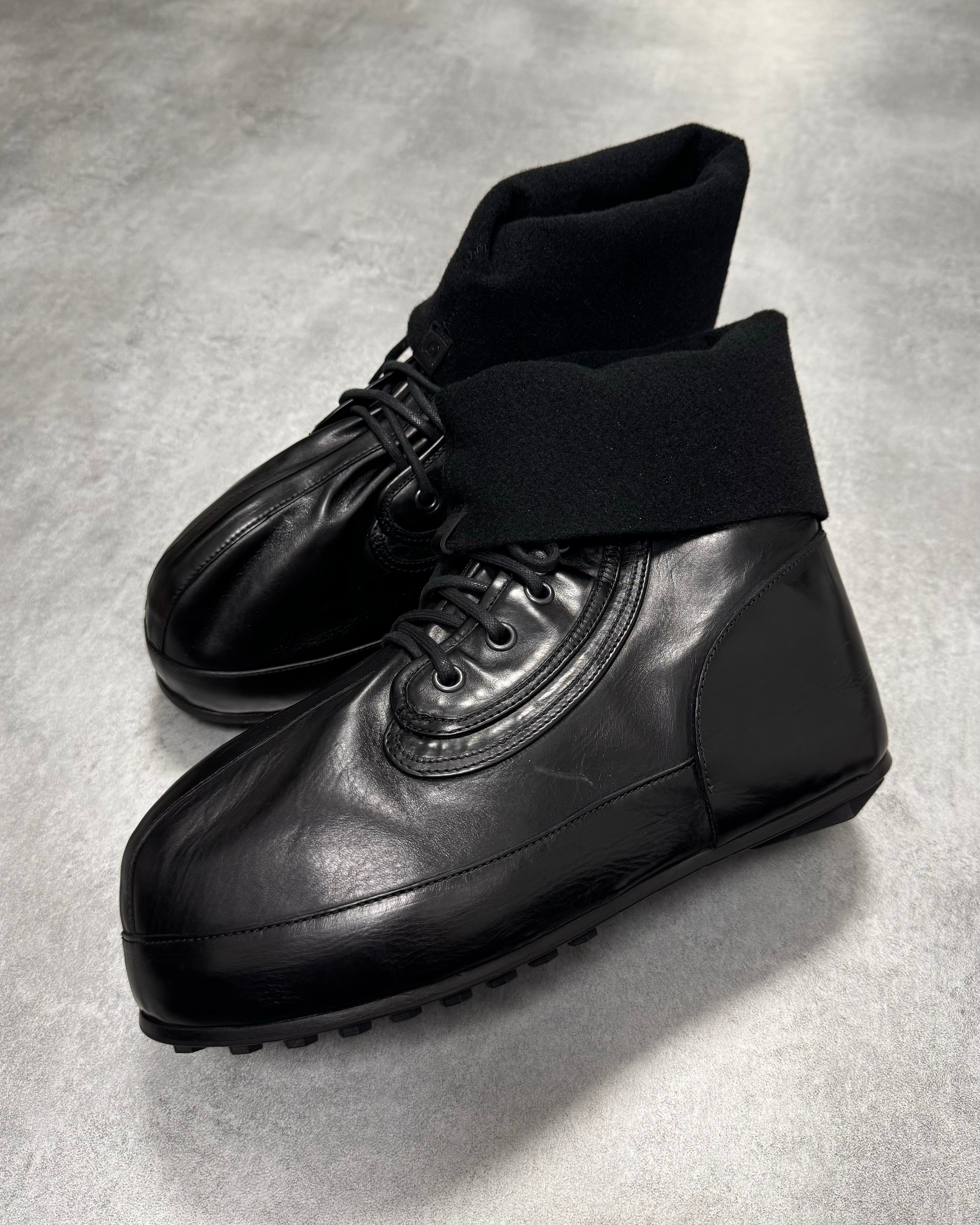 Givenchy (B).STROY Bunny Black Calf Leather Ankle Boots