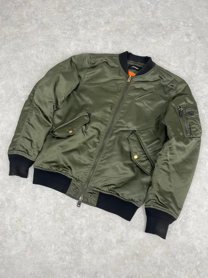 2000s Diesel Khaki Bomber Jacket AFIBLbN 3