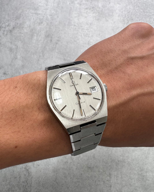 1972 Omega Genève Manual Date Grey Dial 136.0500 Watch (OS)