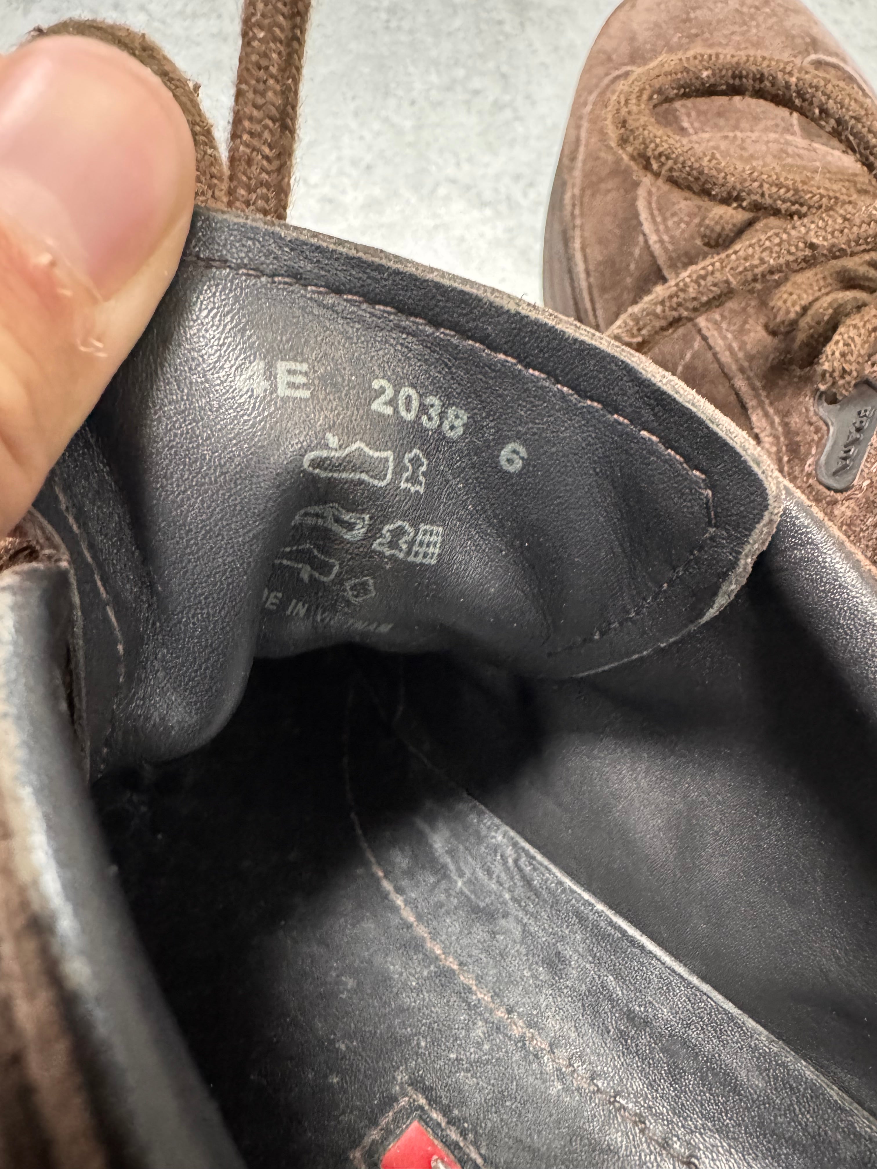 2000s Prada Brown Suede Low Sneakers