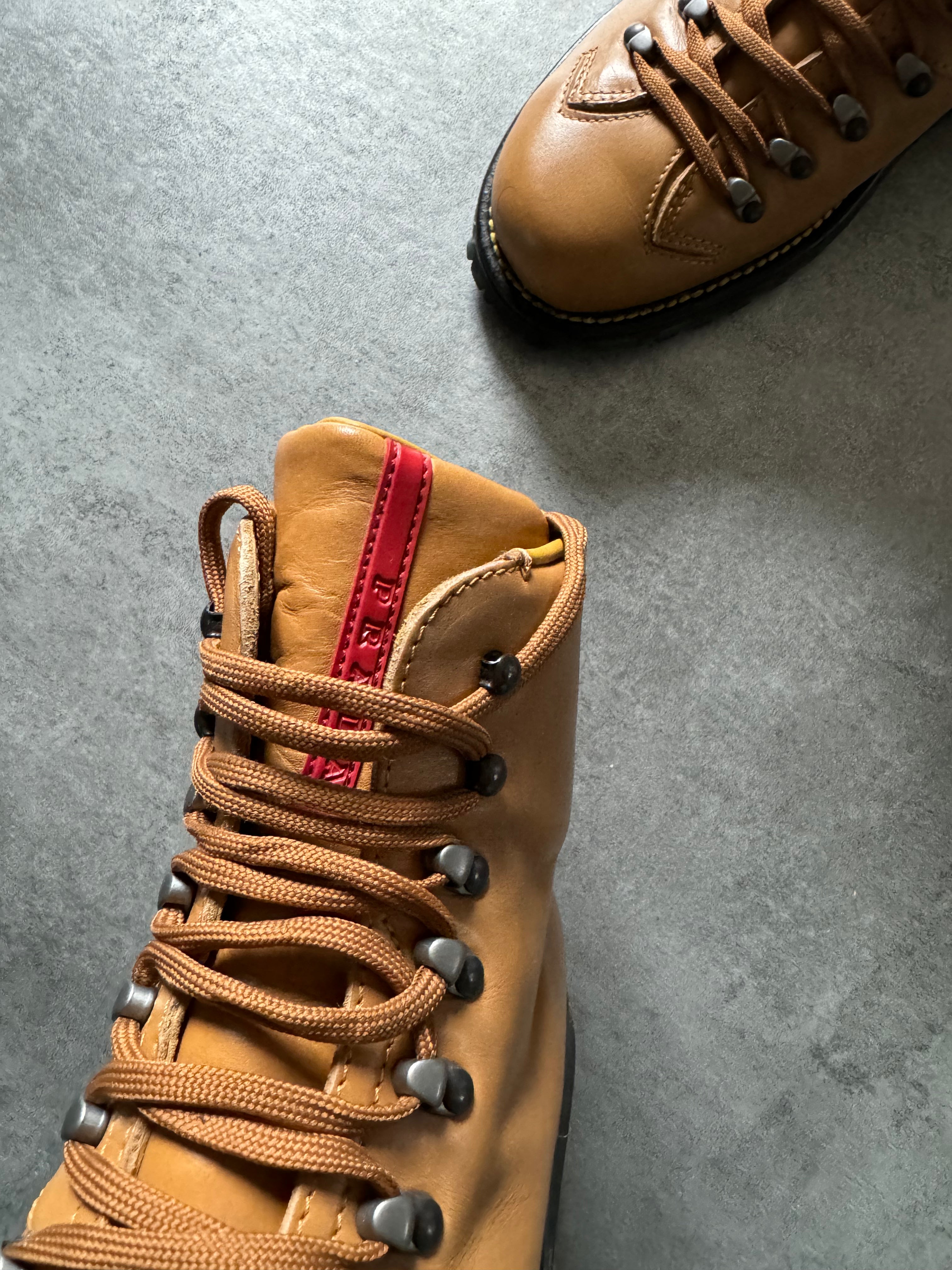AW2001 Prada Hiking Mountain Leather Boots (42) - 4