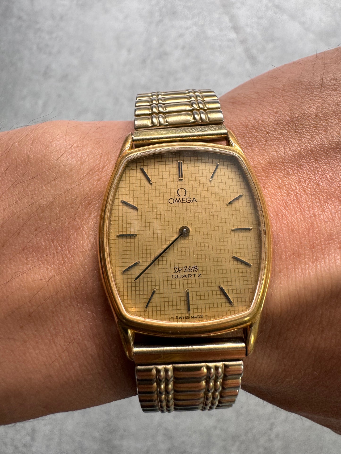 1982 Omega De ville Gold Plated Dial Quartz 191.0100 Watch (OS)