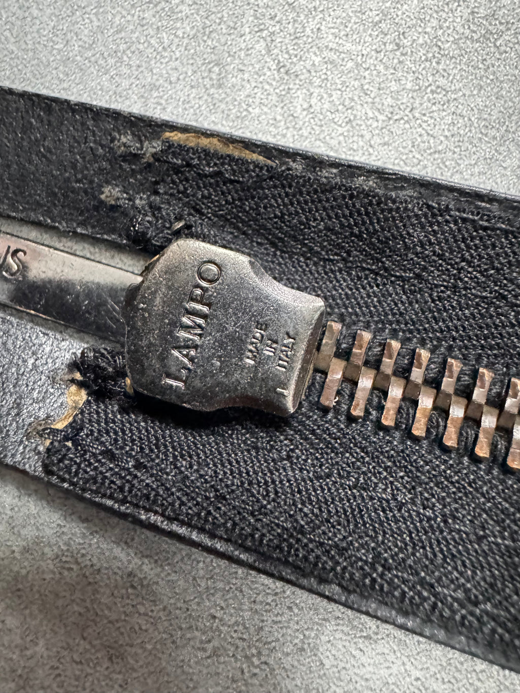 2000s Versace Full Zip Detachable Leather Belt