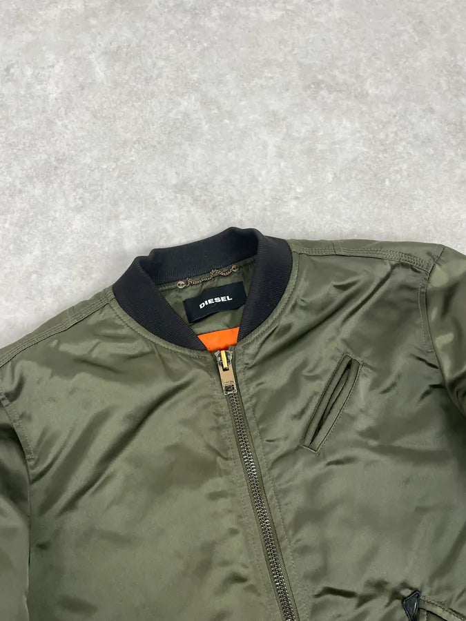 2000s Diesel Khaki Bomber Jacket AFIBLbN 4