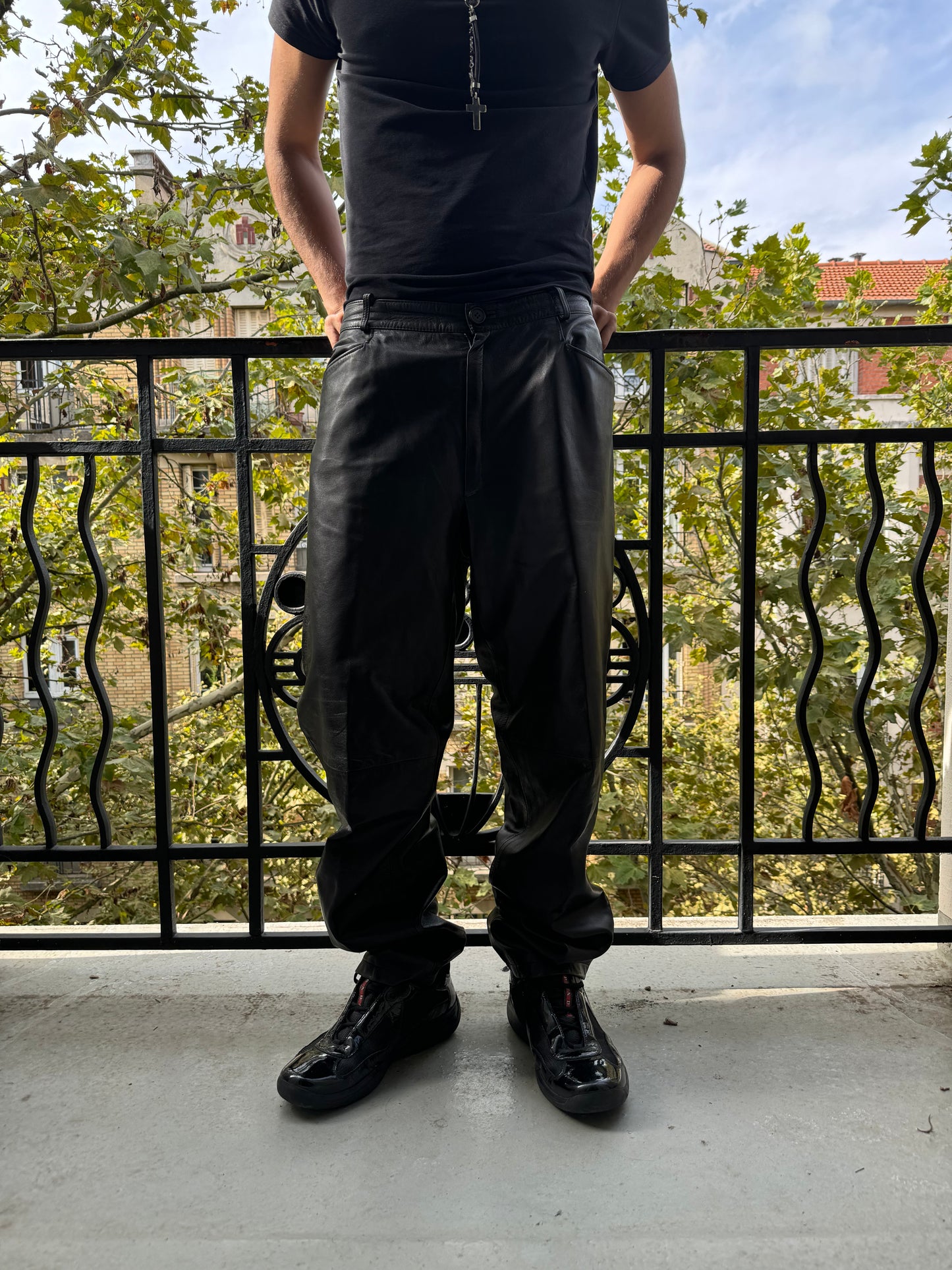 2000s Black Soft Artisanal Leather Milanese Pants  (L)