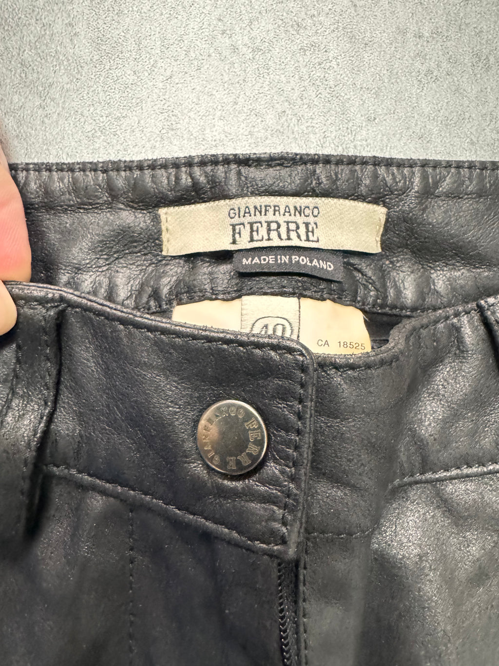 2000s Gianfranco Ferré Full Back Zip Leather Black Pants