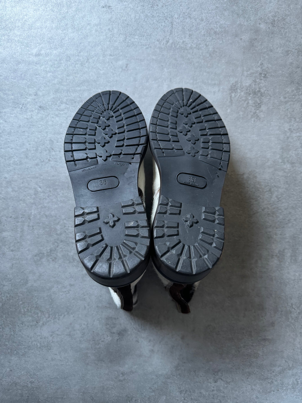 Ann Demeulemeester Pony Hair Fur Boots Cow Effect (38) - 7