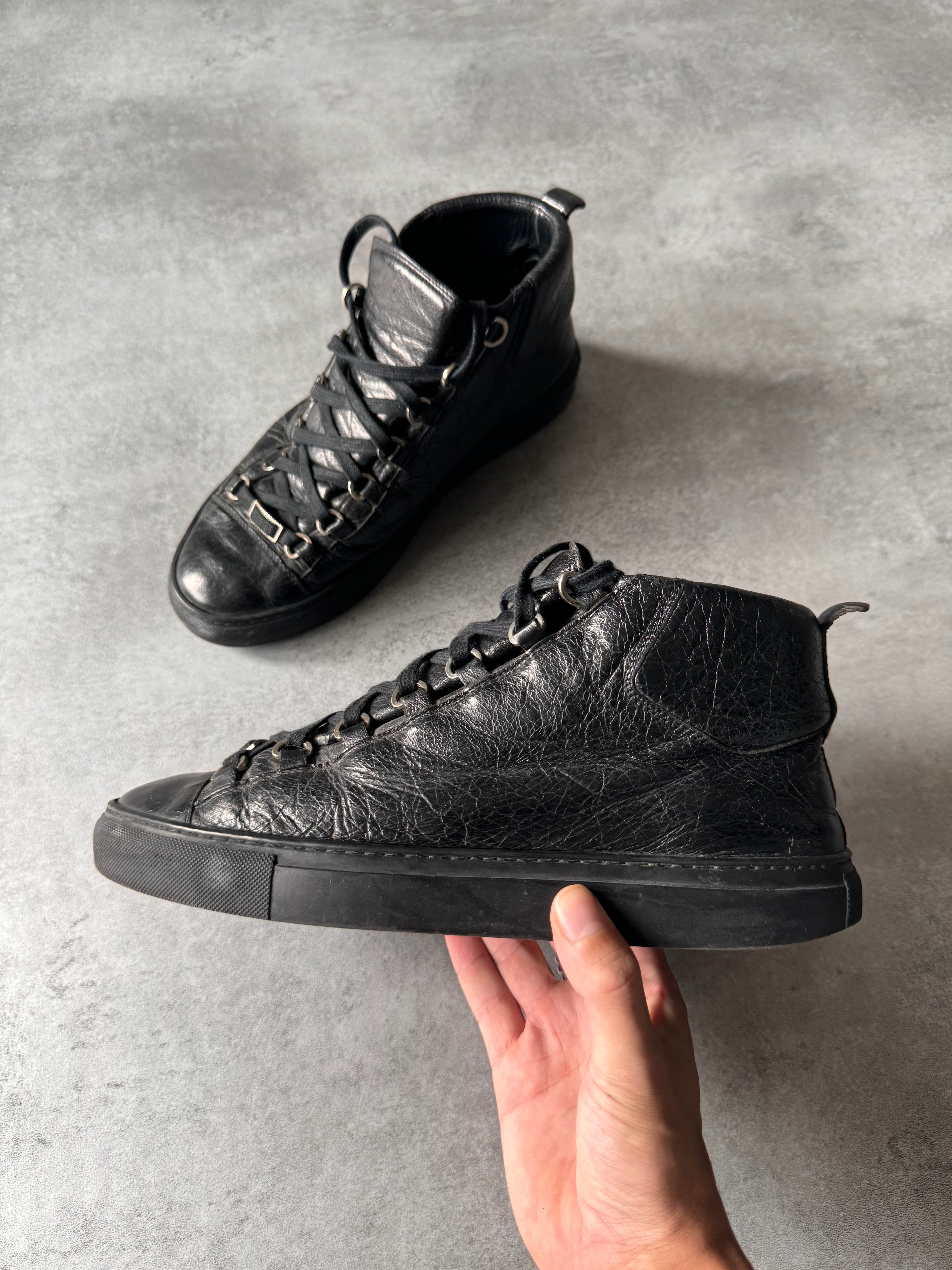 靴 Balenciaga 39 PELLE GOMM ARENA NOIR Balenciaga Arena High Black Cracked Leather Sneakers – Dolce Vita Hub