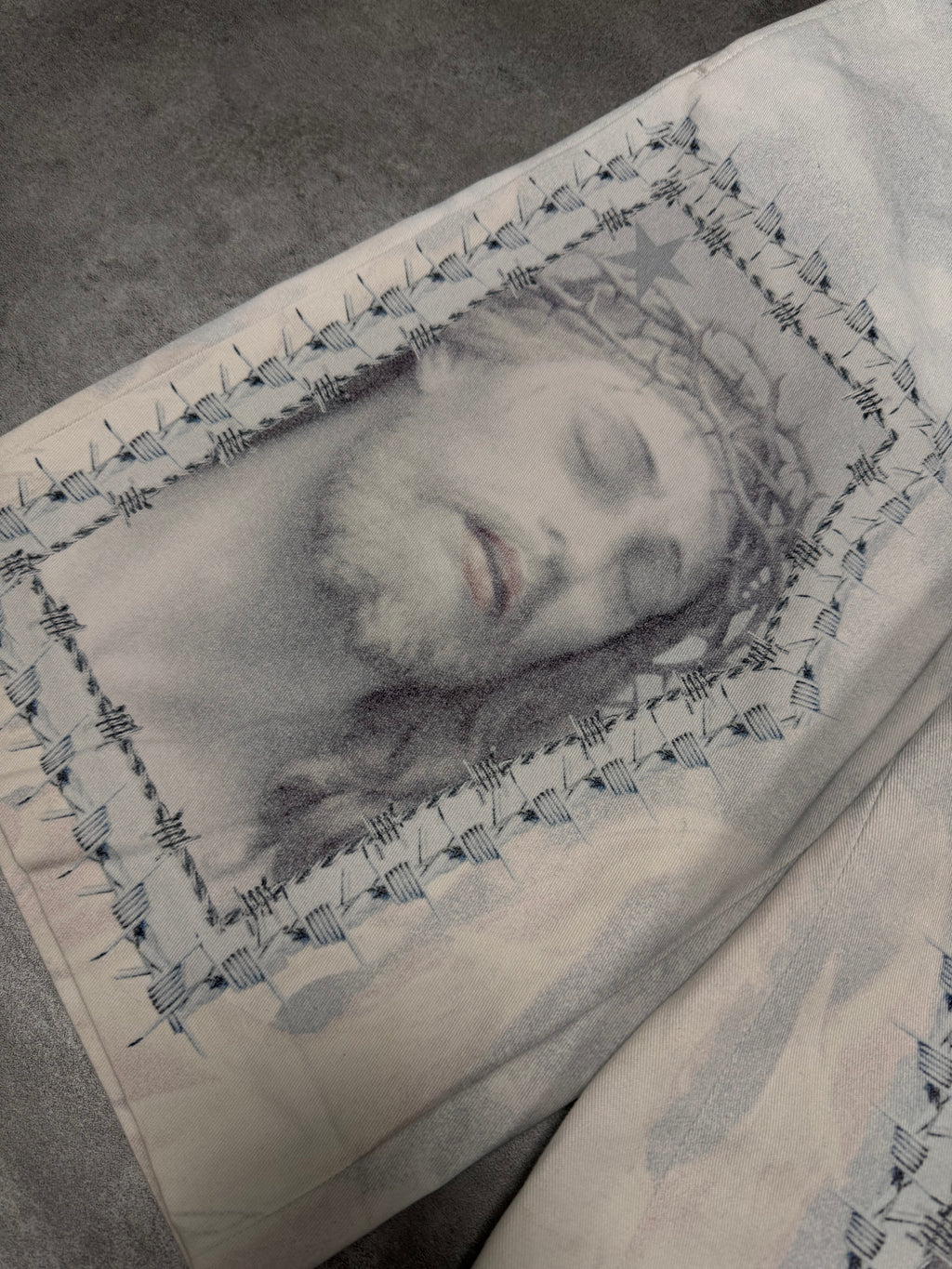 SS2016 Givenchy Christ Jesus Print Short