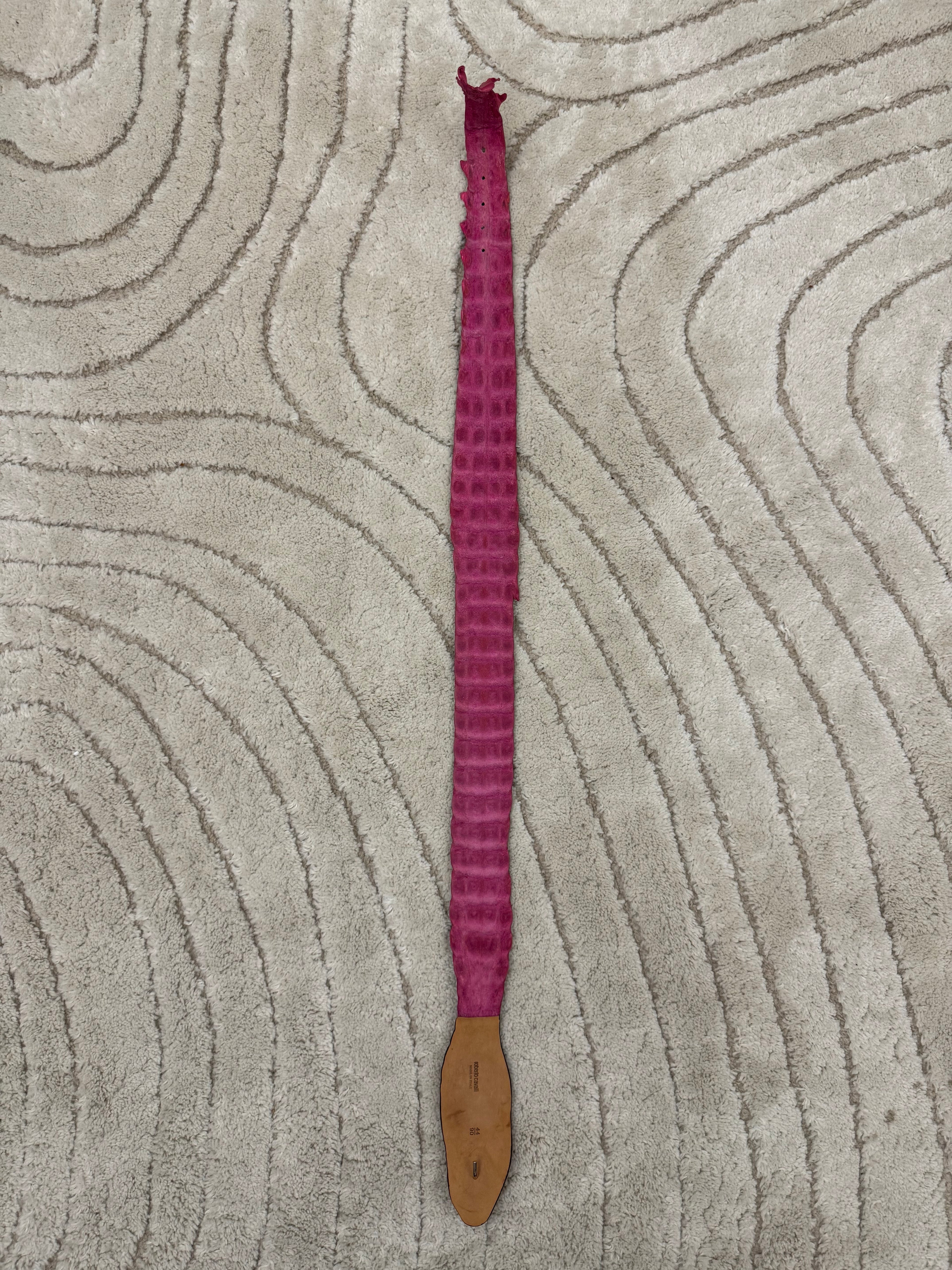 SS2005 Roberto Cavalli 亮粉色鳄鱼皮腰带