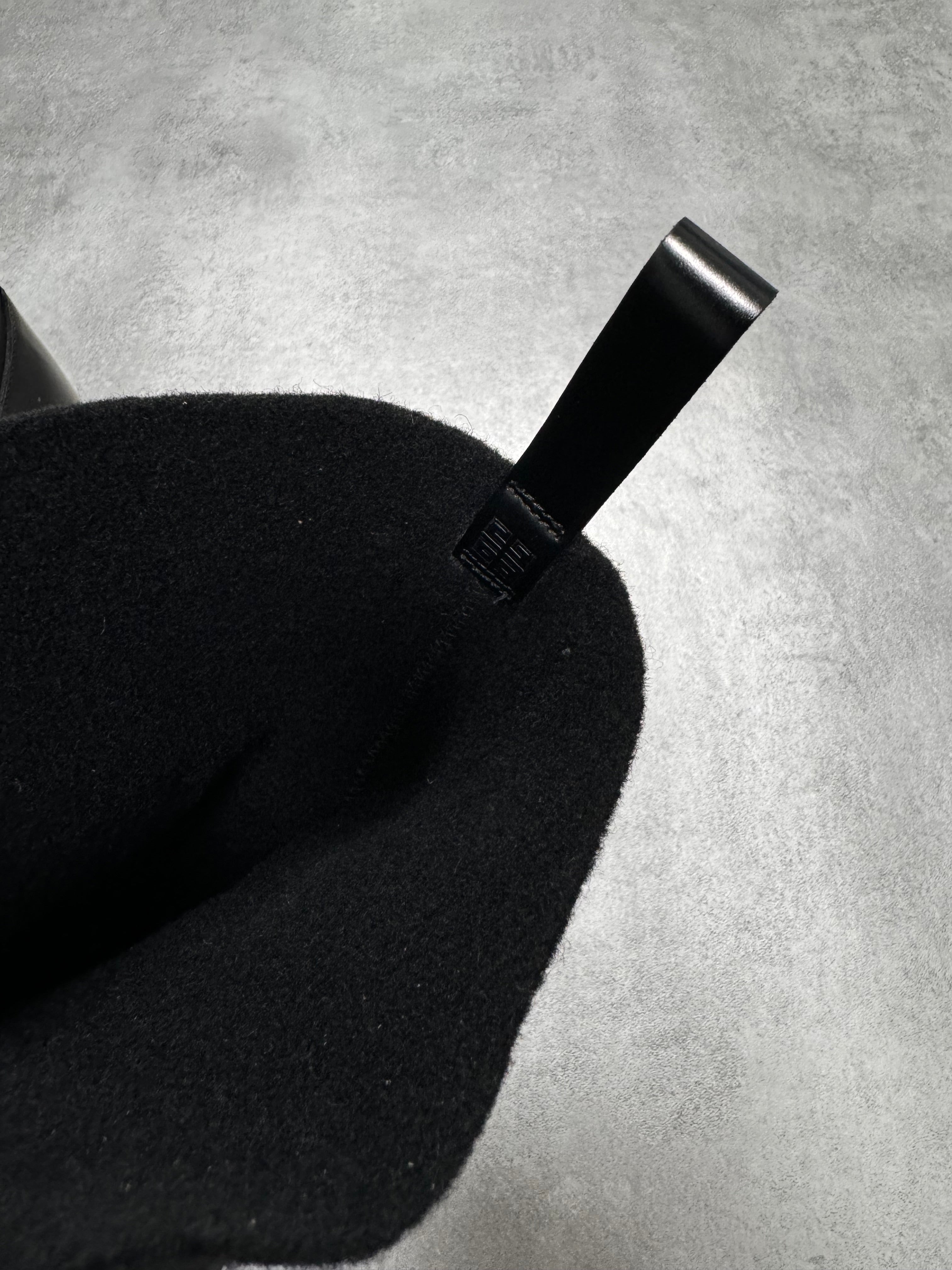 Givenchy (B).STROY Bunny Black Calf Leather Ankle Boots