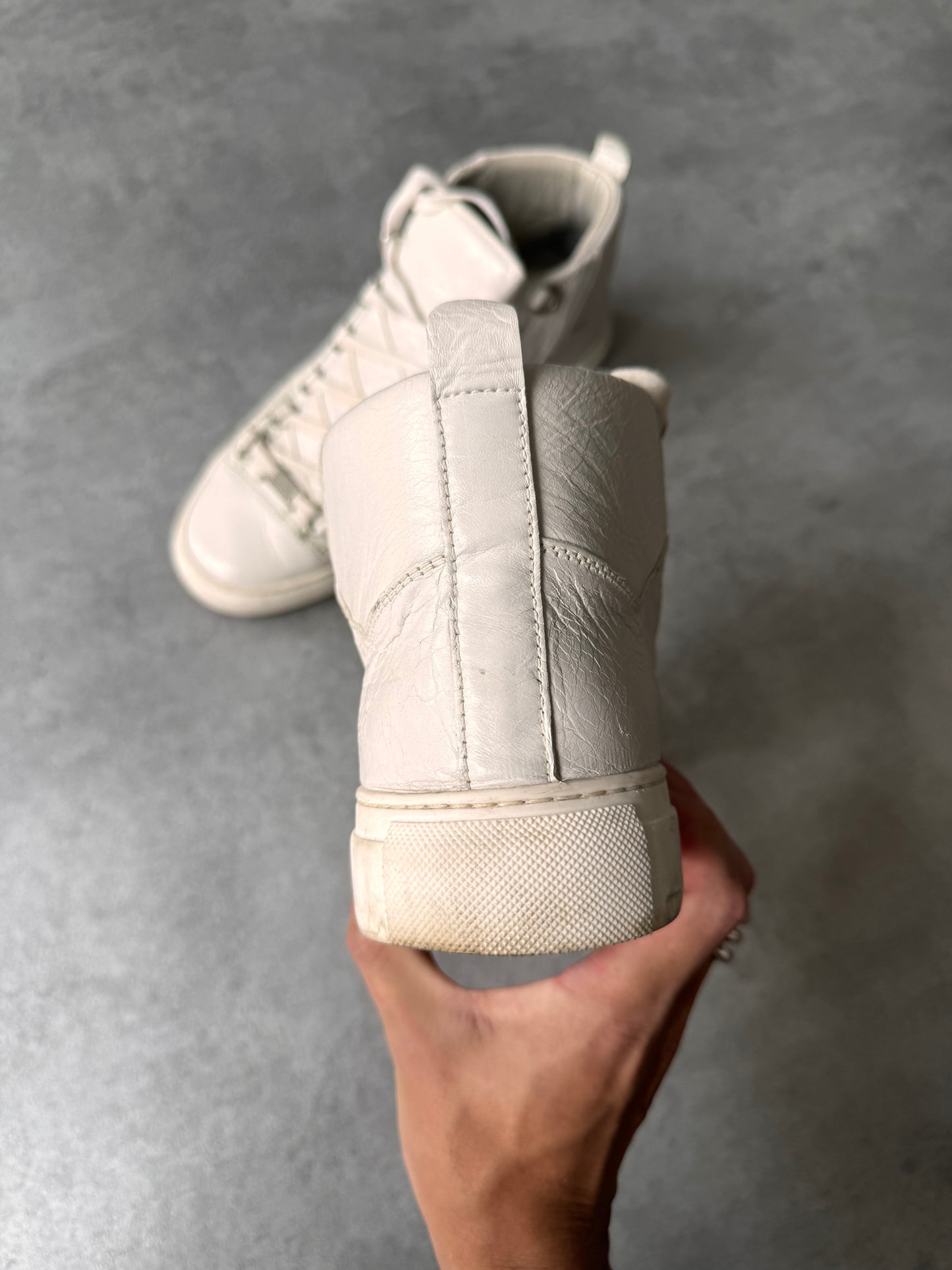 Balenciaga Arena High White Cracked Leather Sneakers (42eu/us8,5)