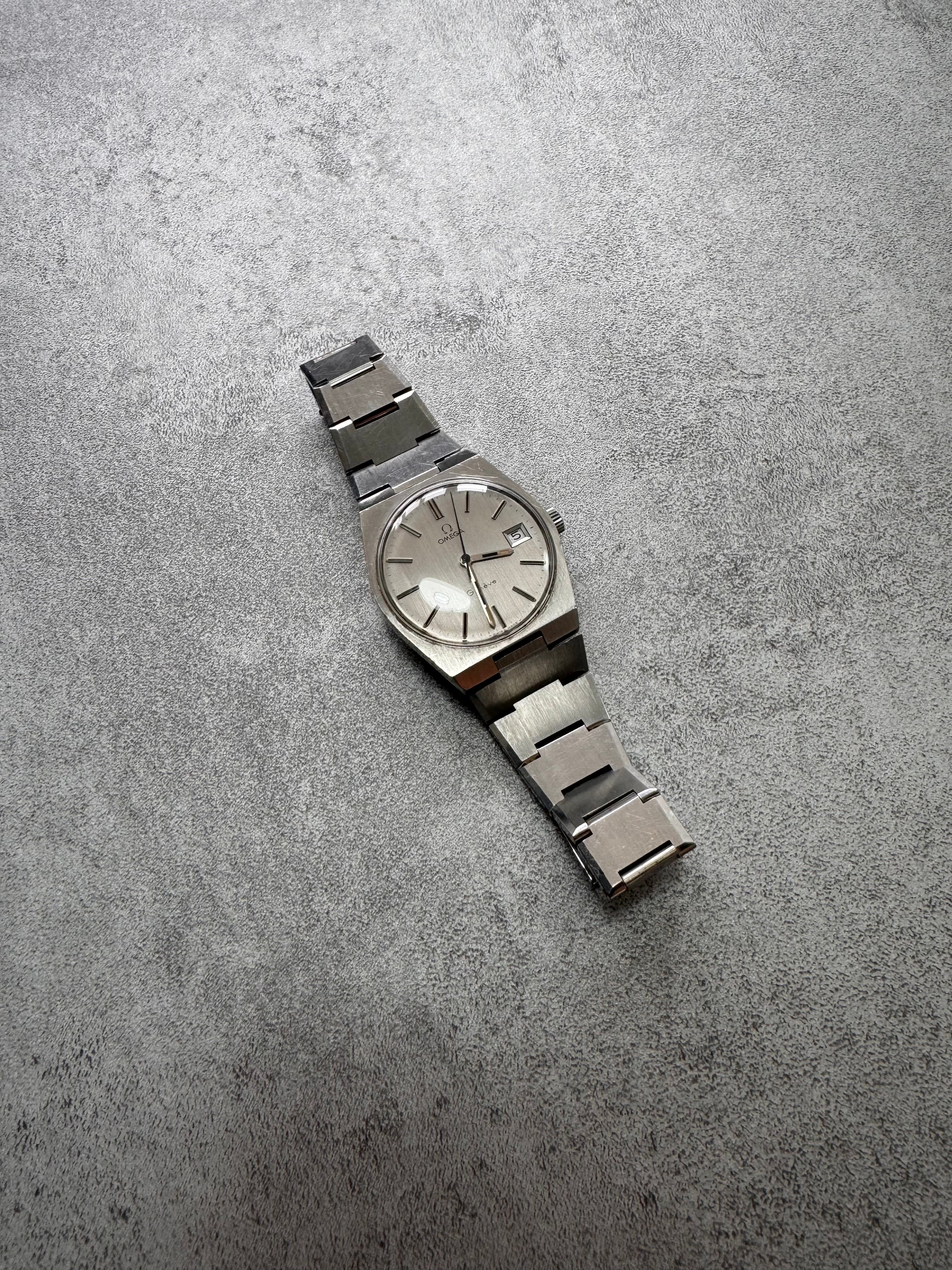 1972 Omega Genève Manual Date Grey Dial 136.0500 Watch (OS)