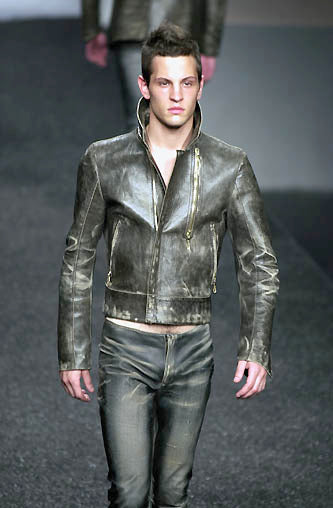 SS2000 Roberto Cavalli 手工短款仿旧皮夹克（S/M）