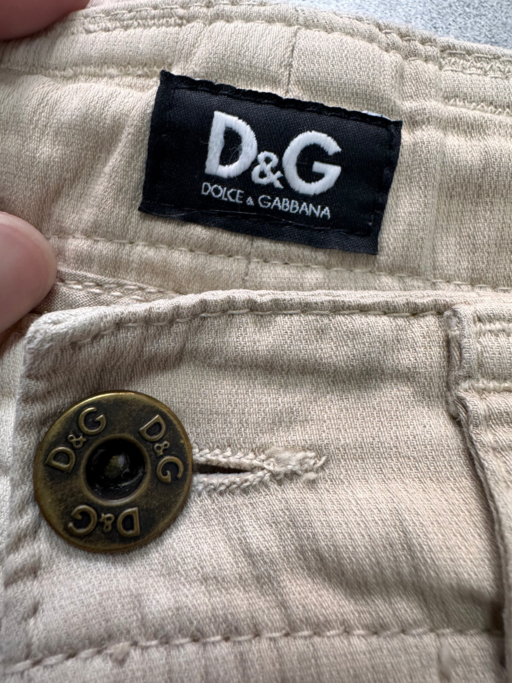 2000s Dolce & Gabbana Cargo Beige Short