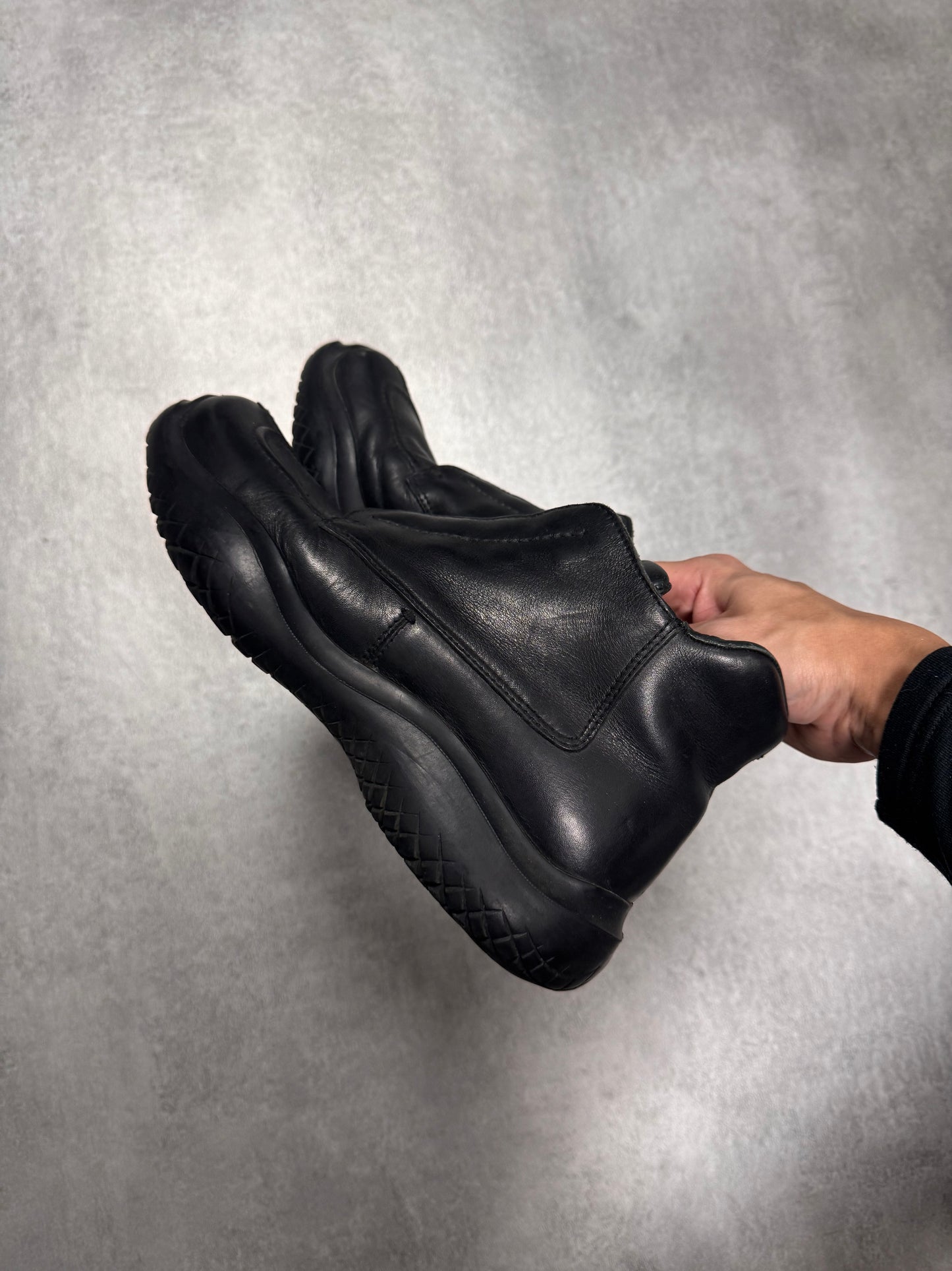 FW2000 Prada Vibram Hybrid Outdoor Black Leather Shoes (42eu/us8,5)