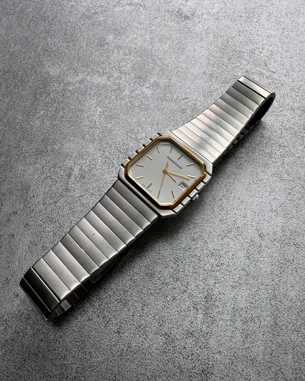 Jaeger-LeCoultre Stripes Golden Date Quartz Watch (OS)