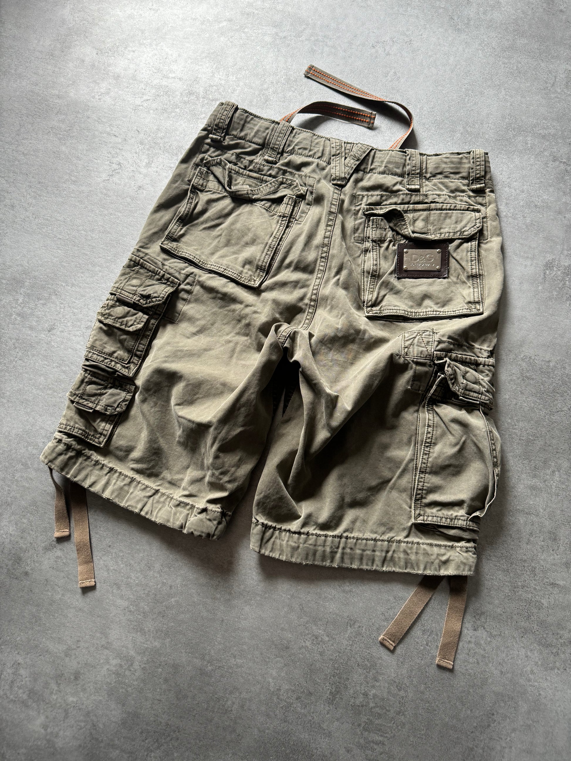 FW2006 Dolce & Gabbana Multi Pockets Cargo Olive Shorts (M) - 3