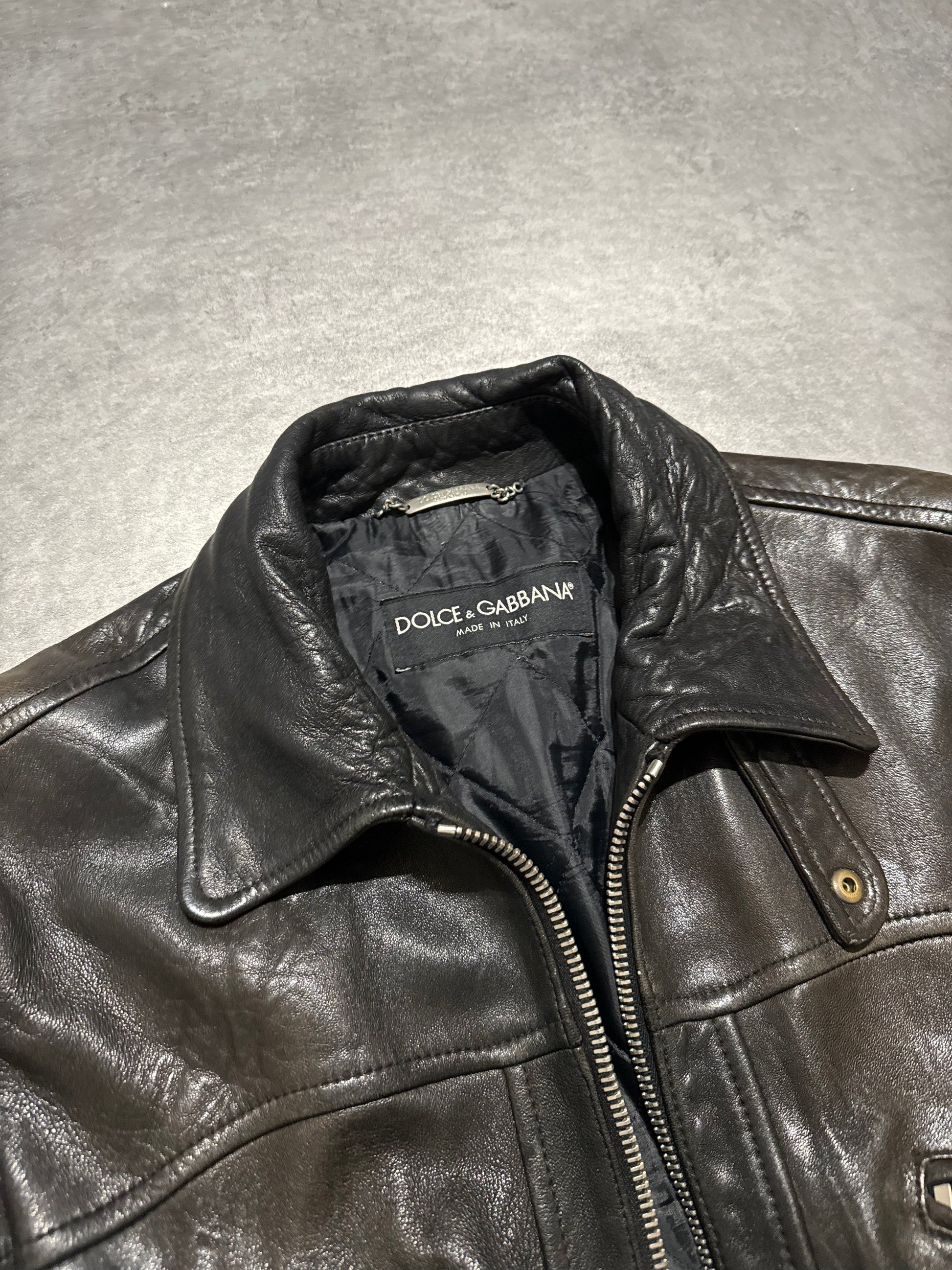 AW2002 Dolce & Gabbana Multi Pockets Black & Brown Faded Leather Jacket (M) - 10