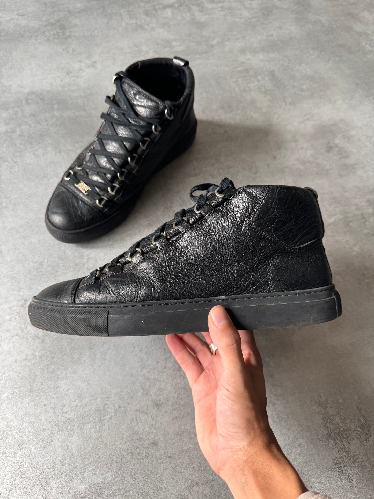 Balenciaga Arena High Black Cracked Leather Sneakers (43eu/us9)