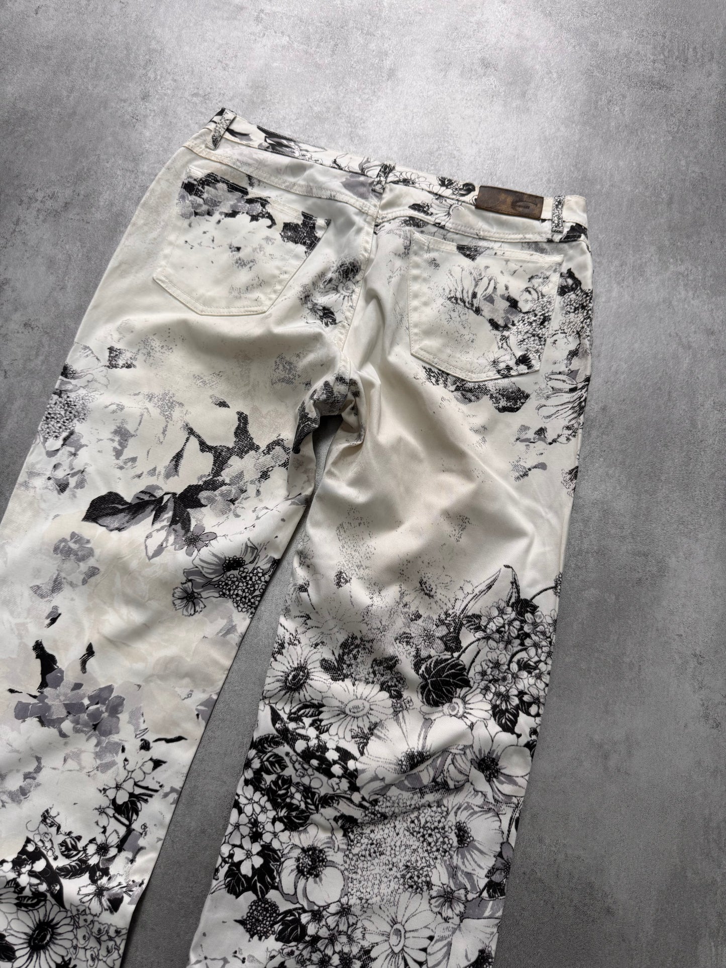 2000s Cavalli Black & White Floral Faded Paint Pants (M)