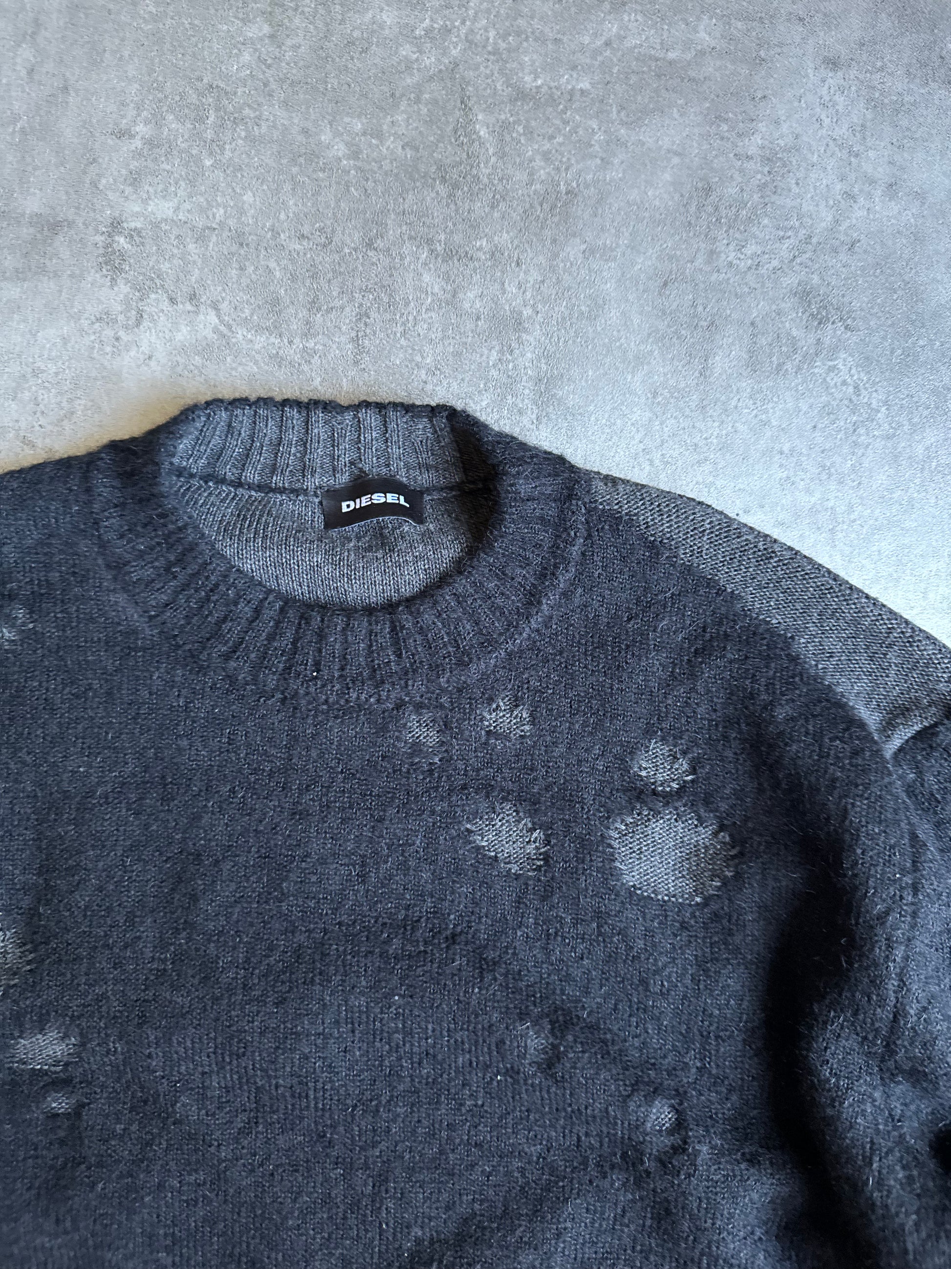 AW2018 Diesel Grey & Black Distressed Sweater (M) - 10