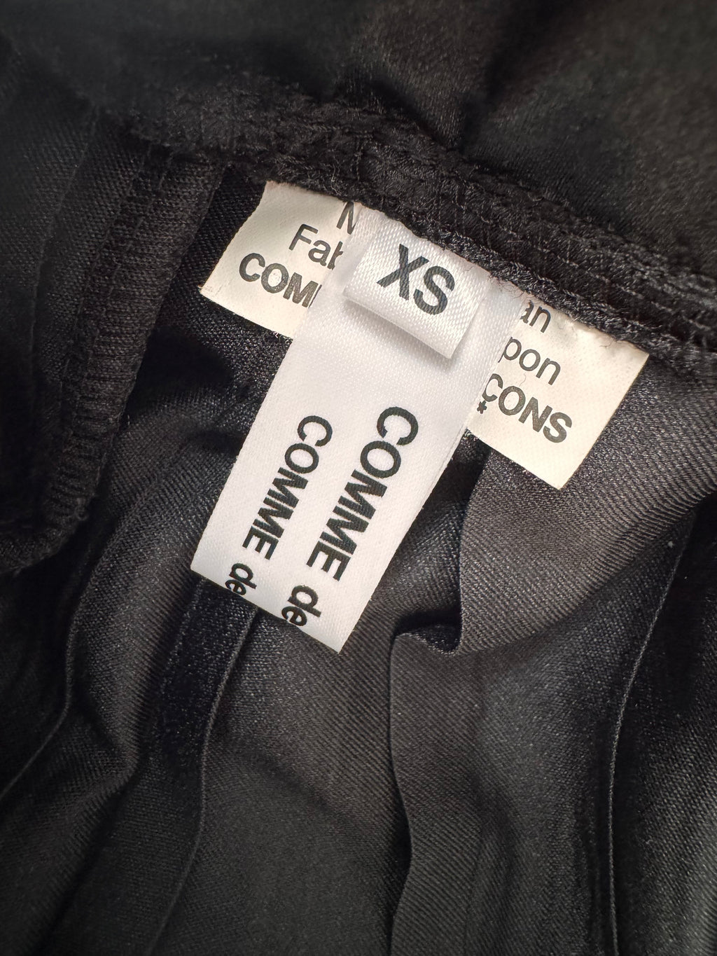 AW2020 Comme Des Garçons Pleats Black Skirt (XS)