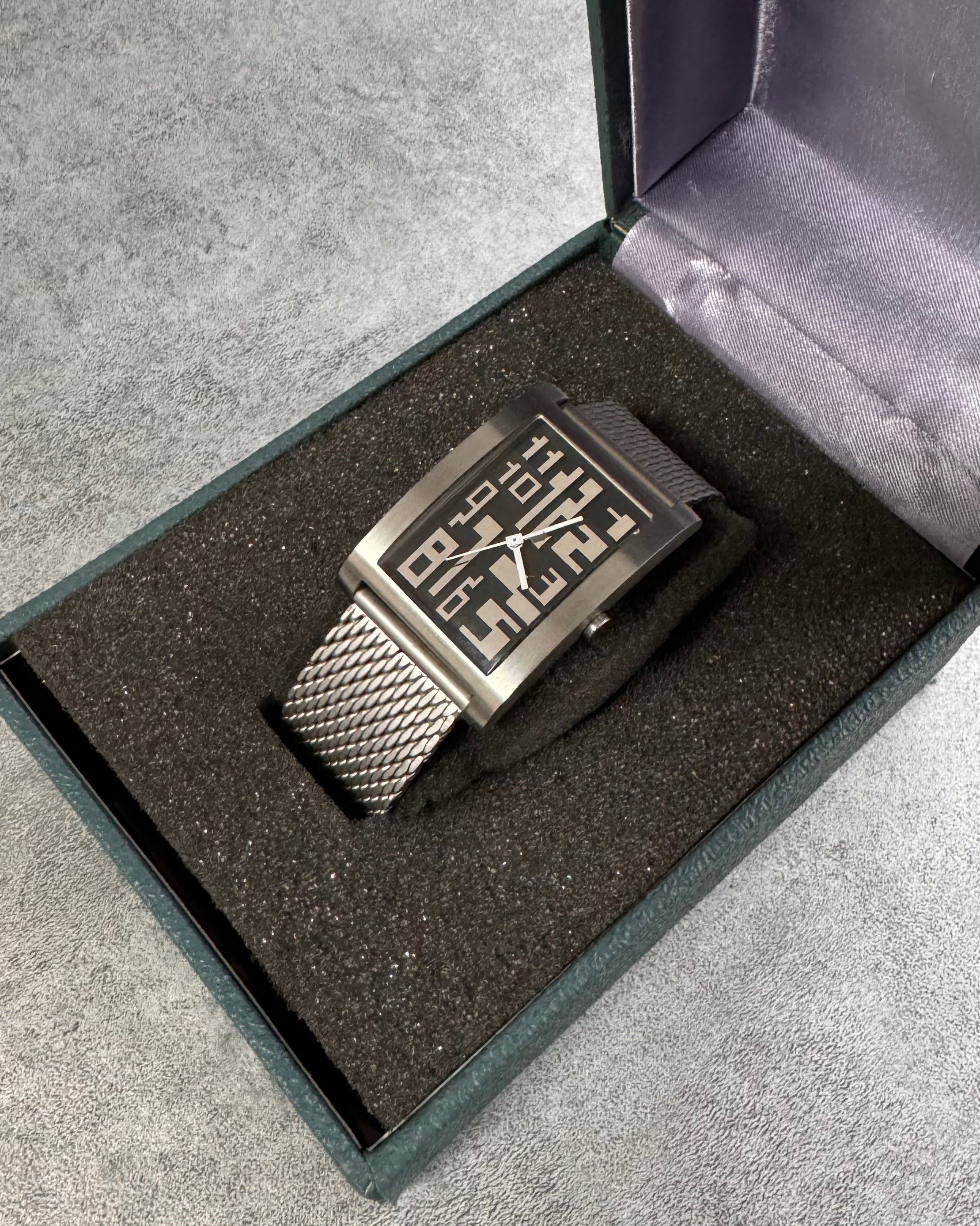 2000 年代 ジャン ポール ゴルチエ ヌメロロジー ブラック タンク ウォッチ