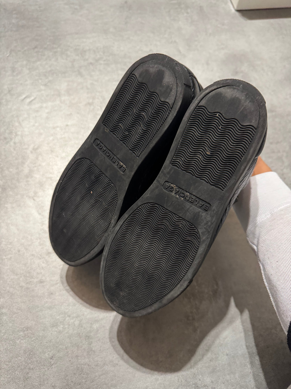 Balenciaga Arena Low Black Cracked Leather Sneakers