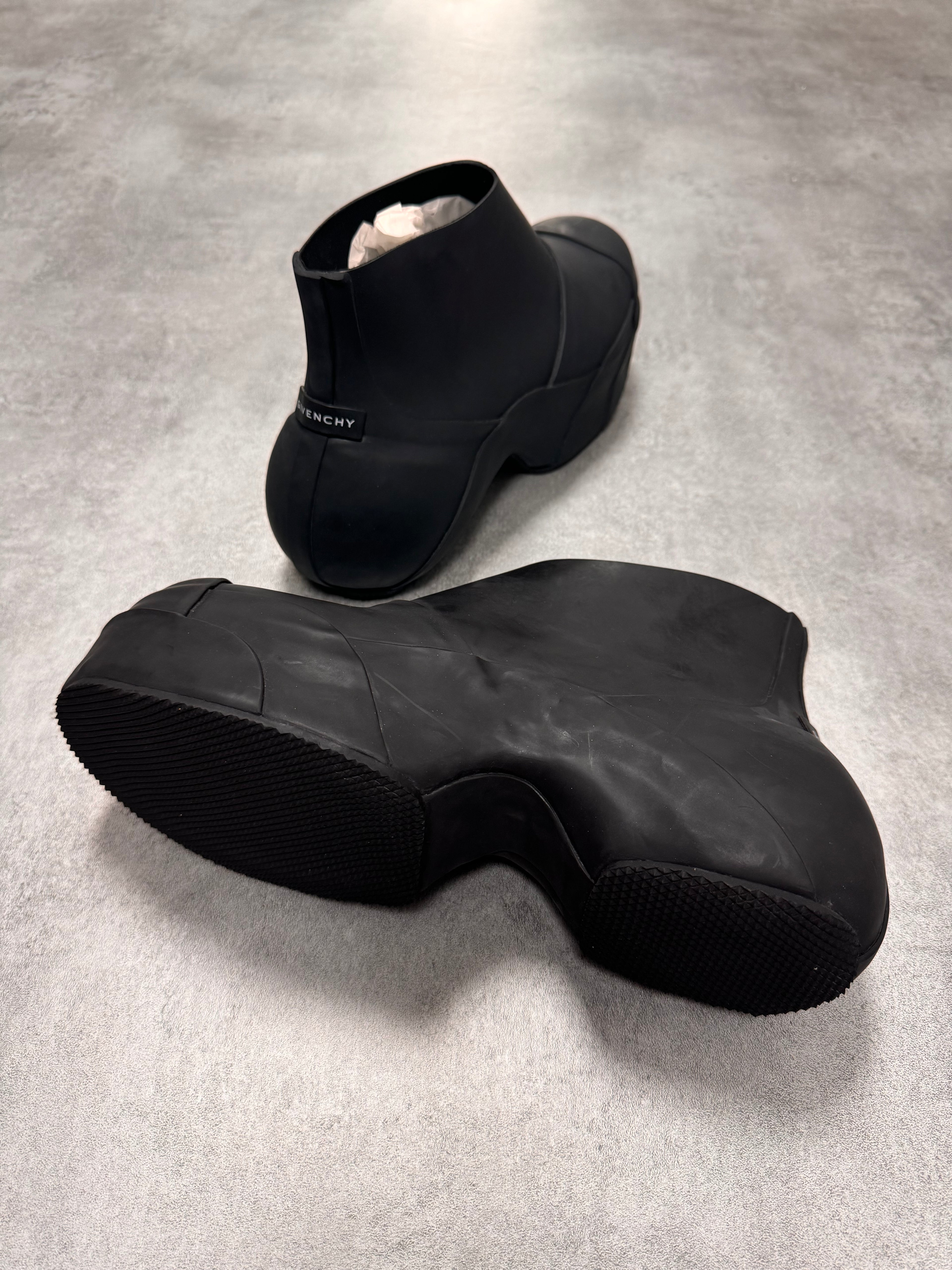SS2023 Givenchy Show Rubber Rain Low Boots