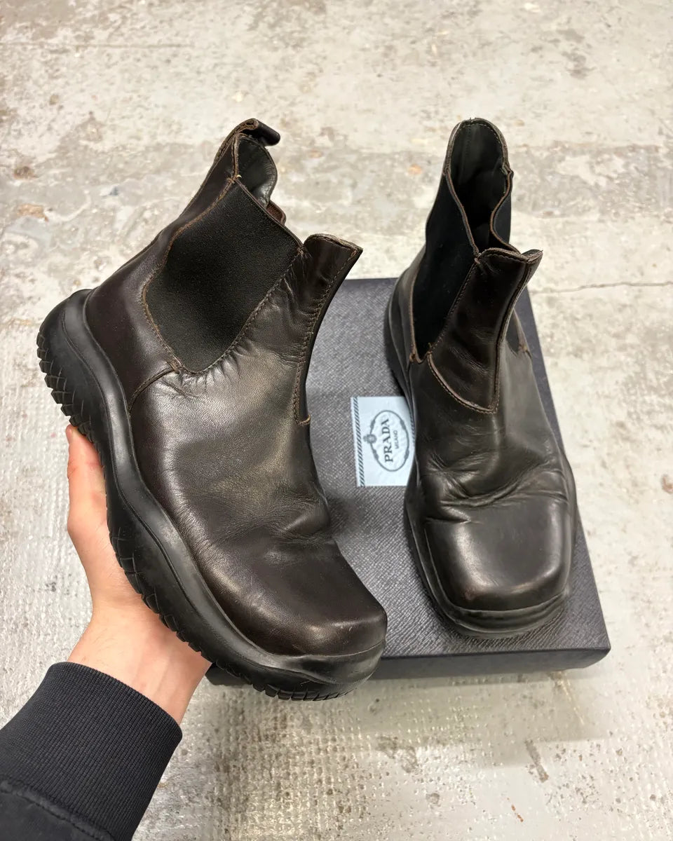 FW1999 Prada Brown Leather Vibram Boots aktytNG 0