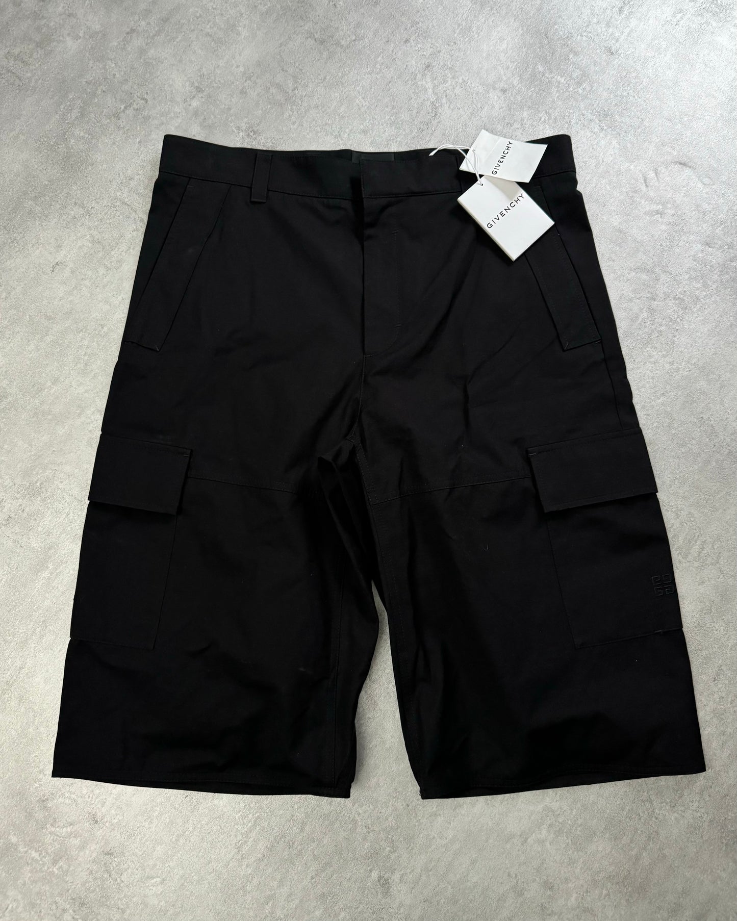 SS2023 Givenchy Long Tactical Cargo Black Short by Matthew Williams (L/XL) - 1