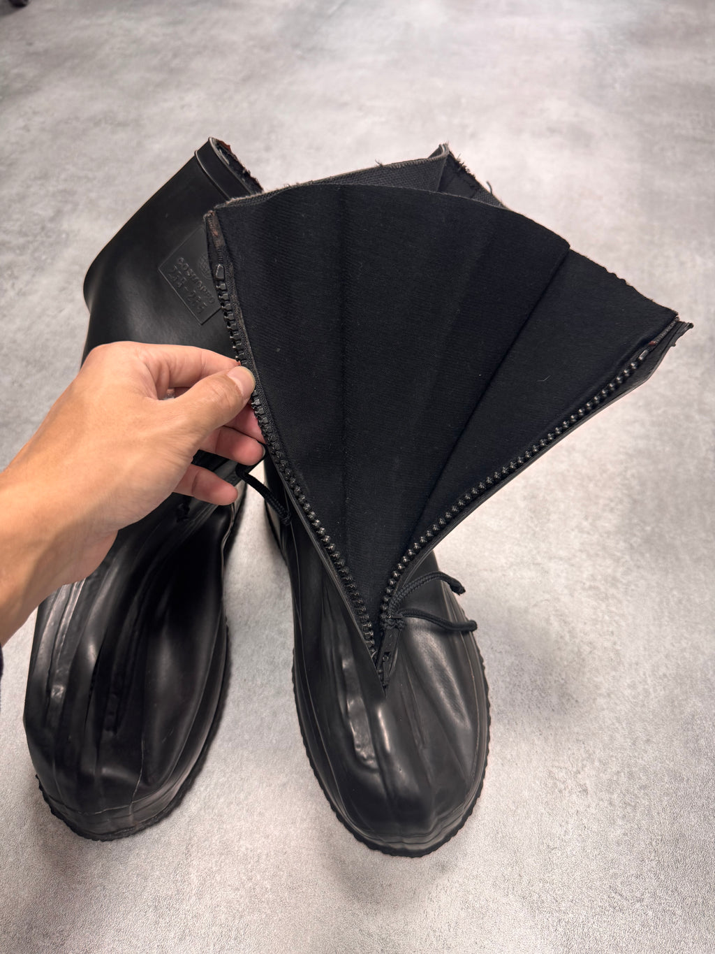 1980s Combat Waterproof Protection Front Zip Shoes Covers Black Boots