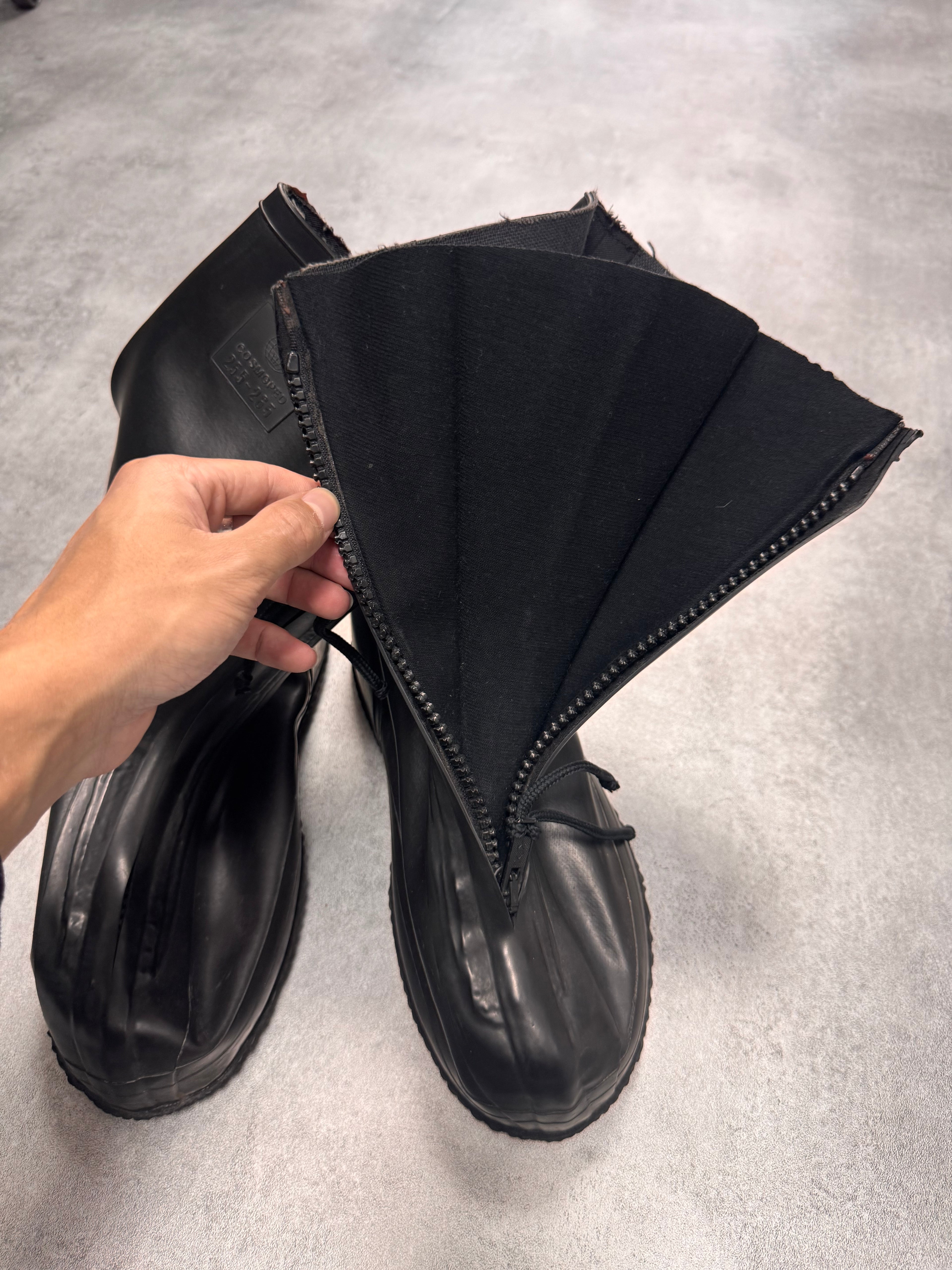 1980s Combat Waterproof Protection Front Zip Shoes Covers Black Boots