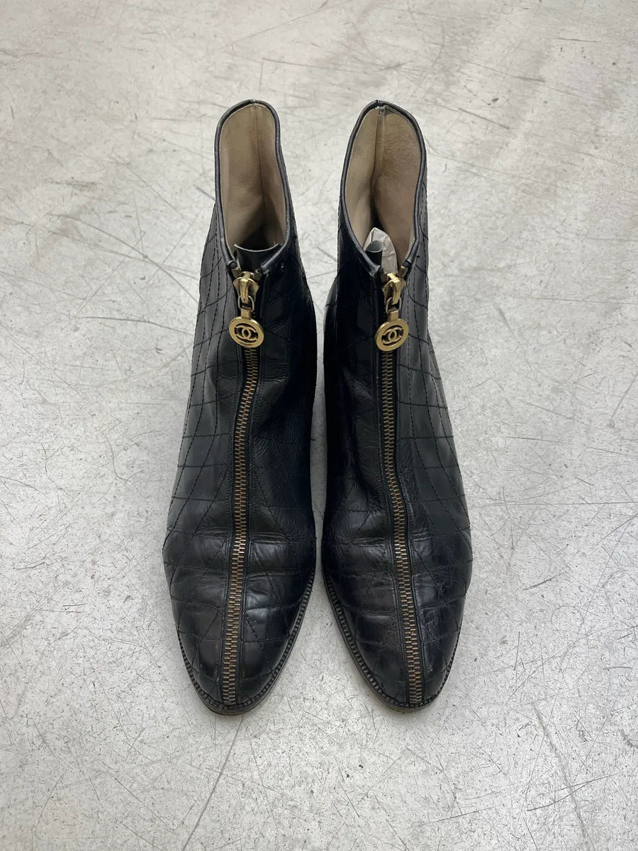 1990s Chanel Full Zip Quilted Black Leather Boots AApcCEuM 4