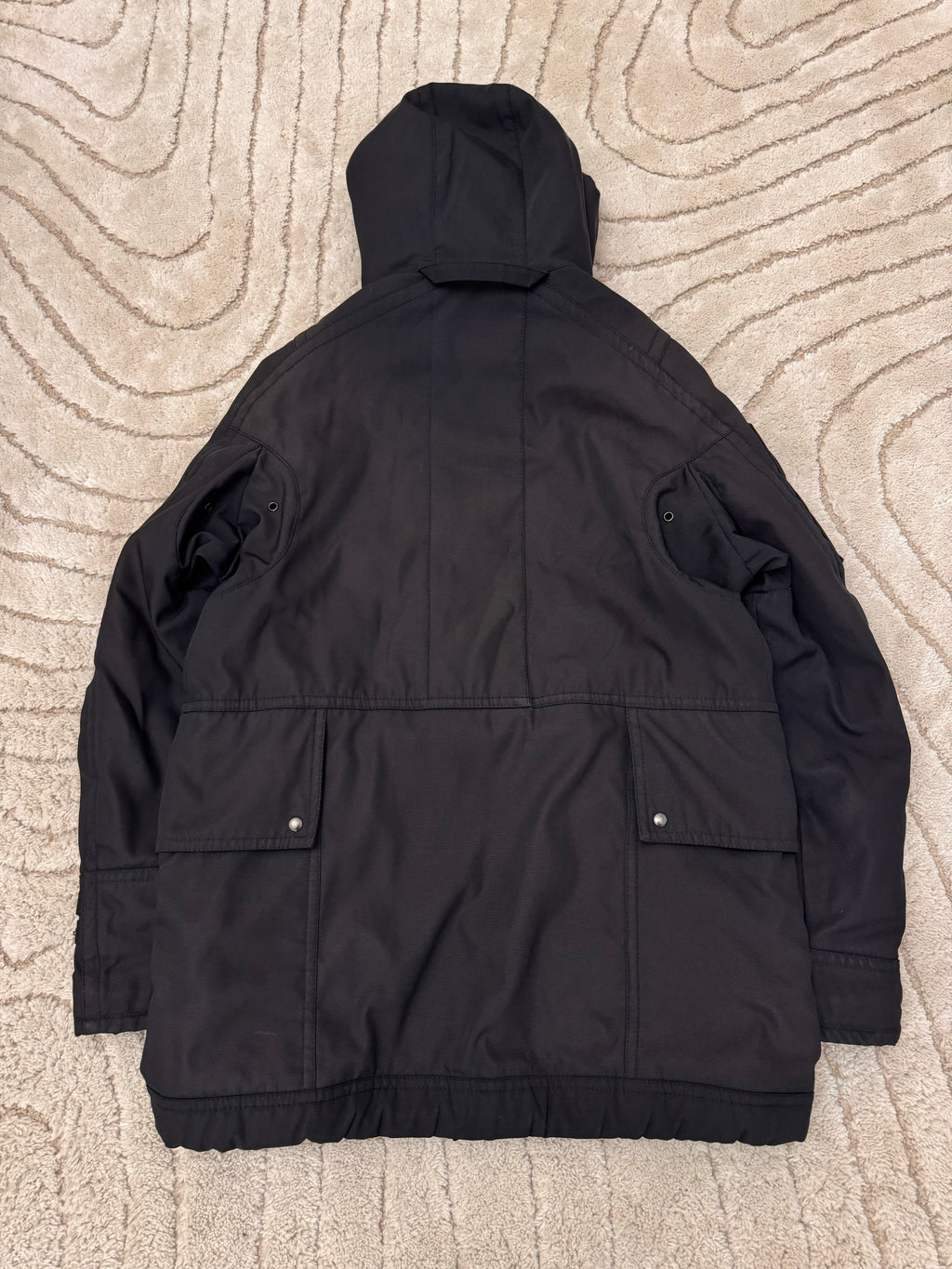 2000 年代 Prada Ultimate Utility 滑雪派克大衣（M/L）