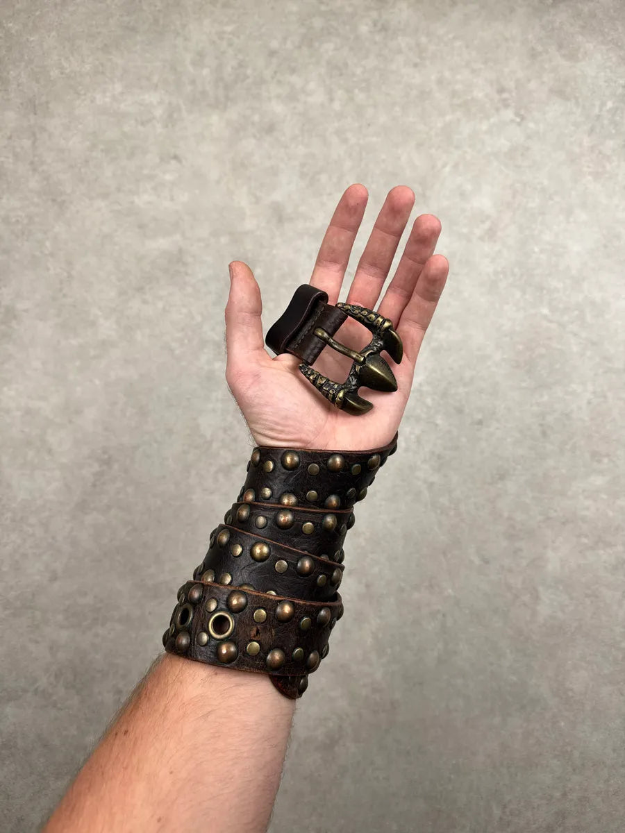 2000s Cavalli Dark Brown Leather Studded Claw-Buckle Belt AFDWOSOc 2
