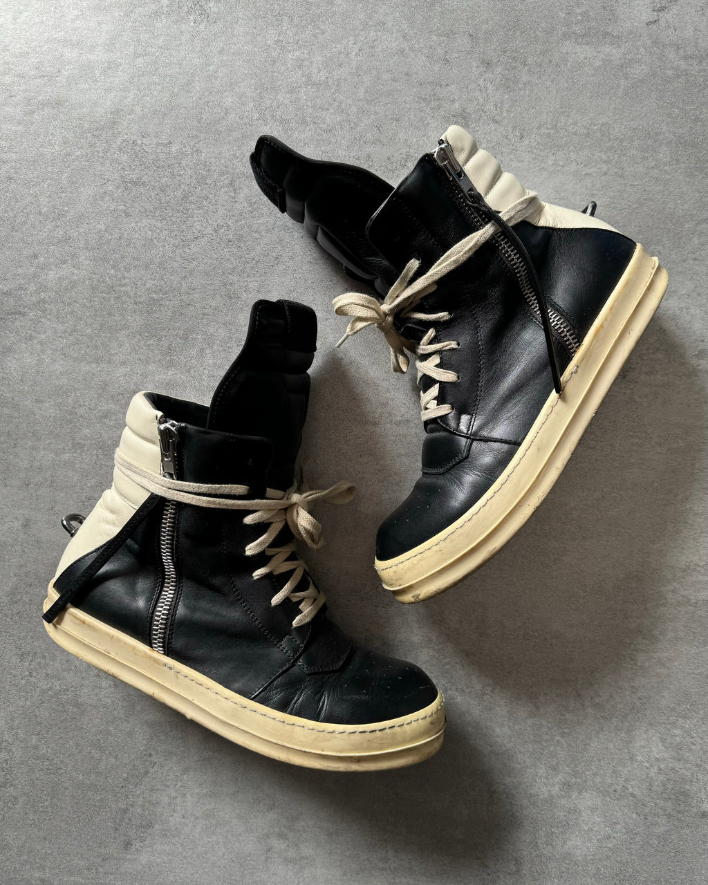 Rick Owens Black & White Leather Geobasket  (41) - 2