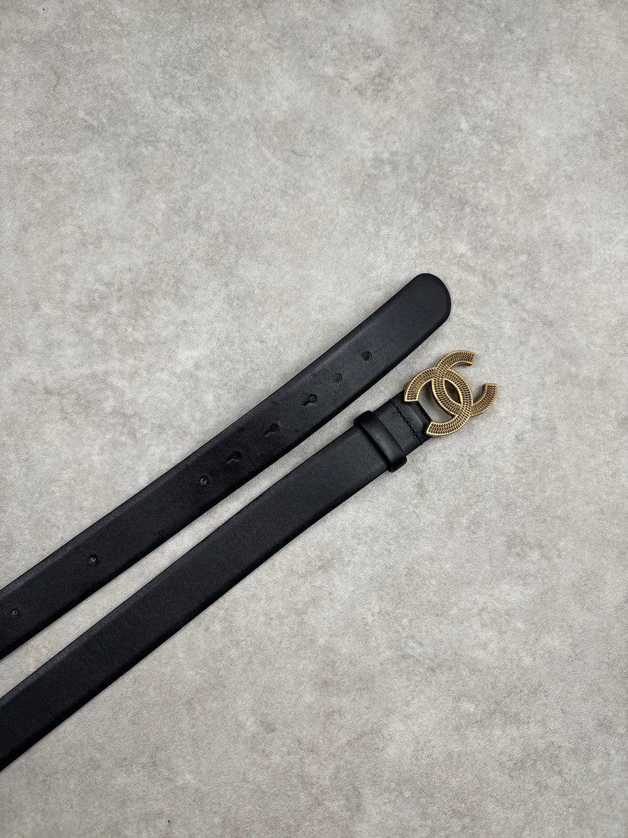 Chanel Black Leather CC Textured Buckle Belt AryTEaPO 2