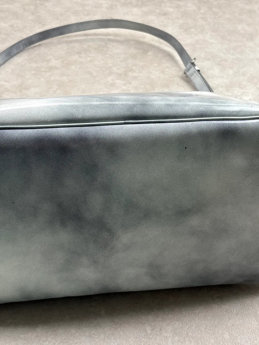 2000s Prada Grey Leather Crystal Embellished Structured Totebag BhfeiLyk 16